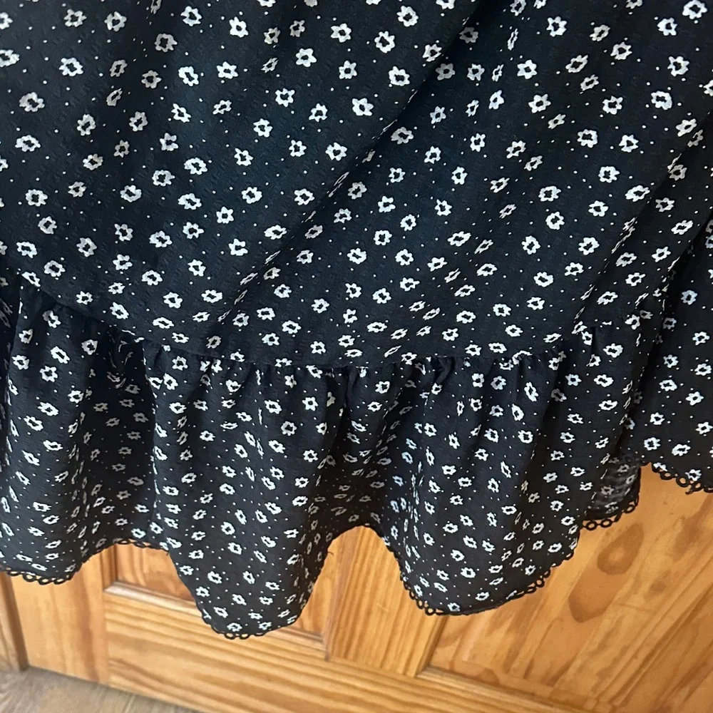 DAVI & DANI Black and White Floral Kids Dress - Picture 5 of 6